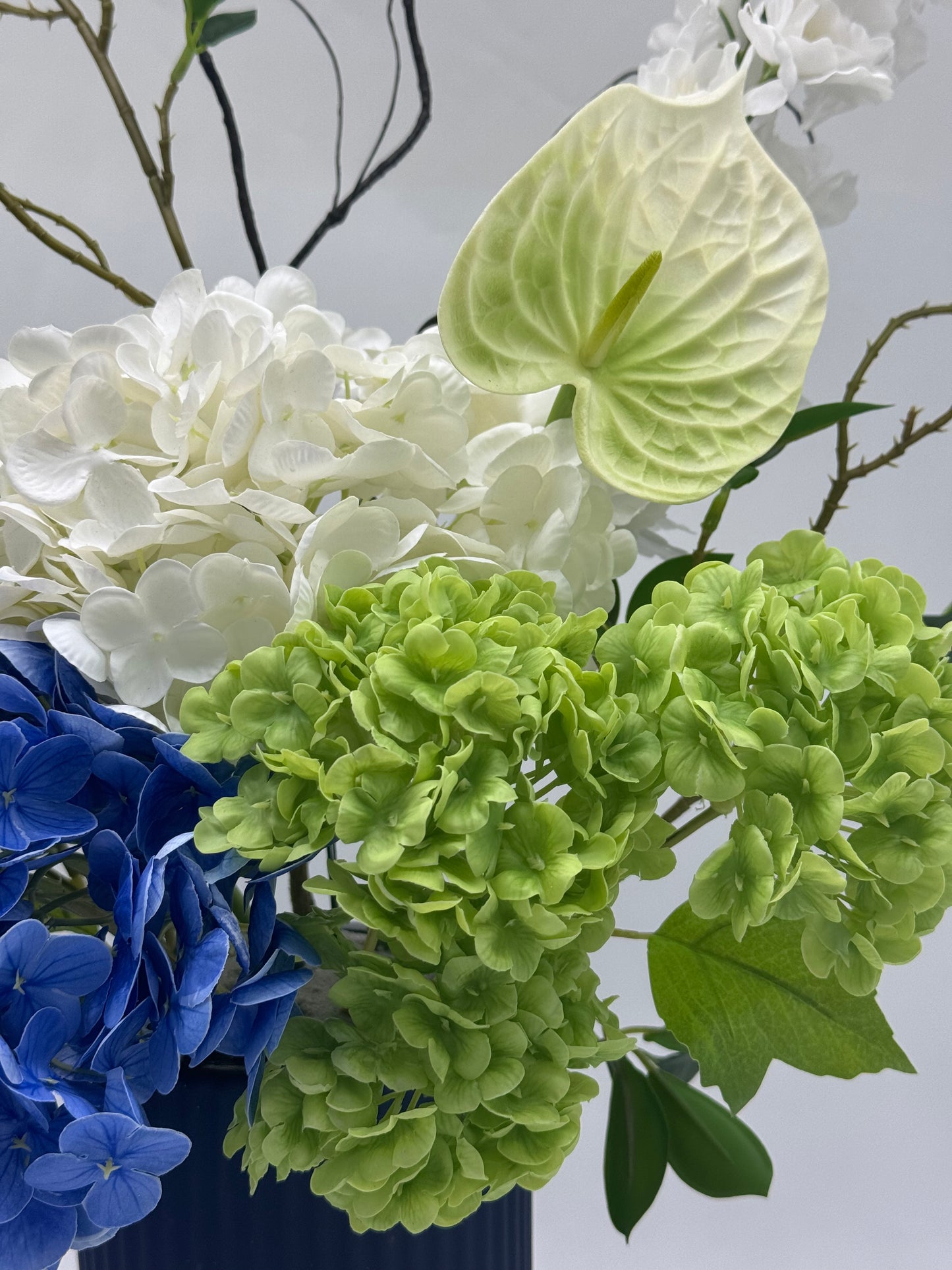 Hydrangeas Small Spray 5 Real Touch