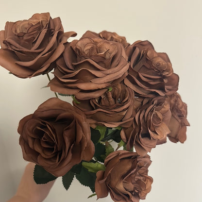 9 Head Emma Bouquet Roses Brown