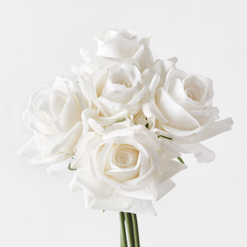 Real Touch Kaisa Roses Bouquet Winter White