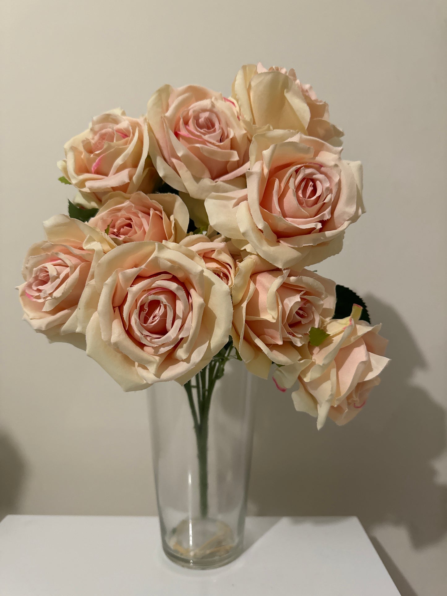 10 Head Lauren Bouquet Roses Champagne Pink