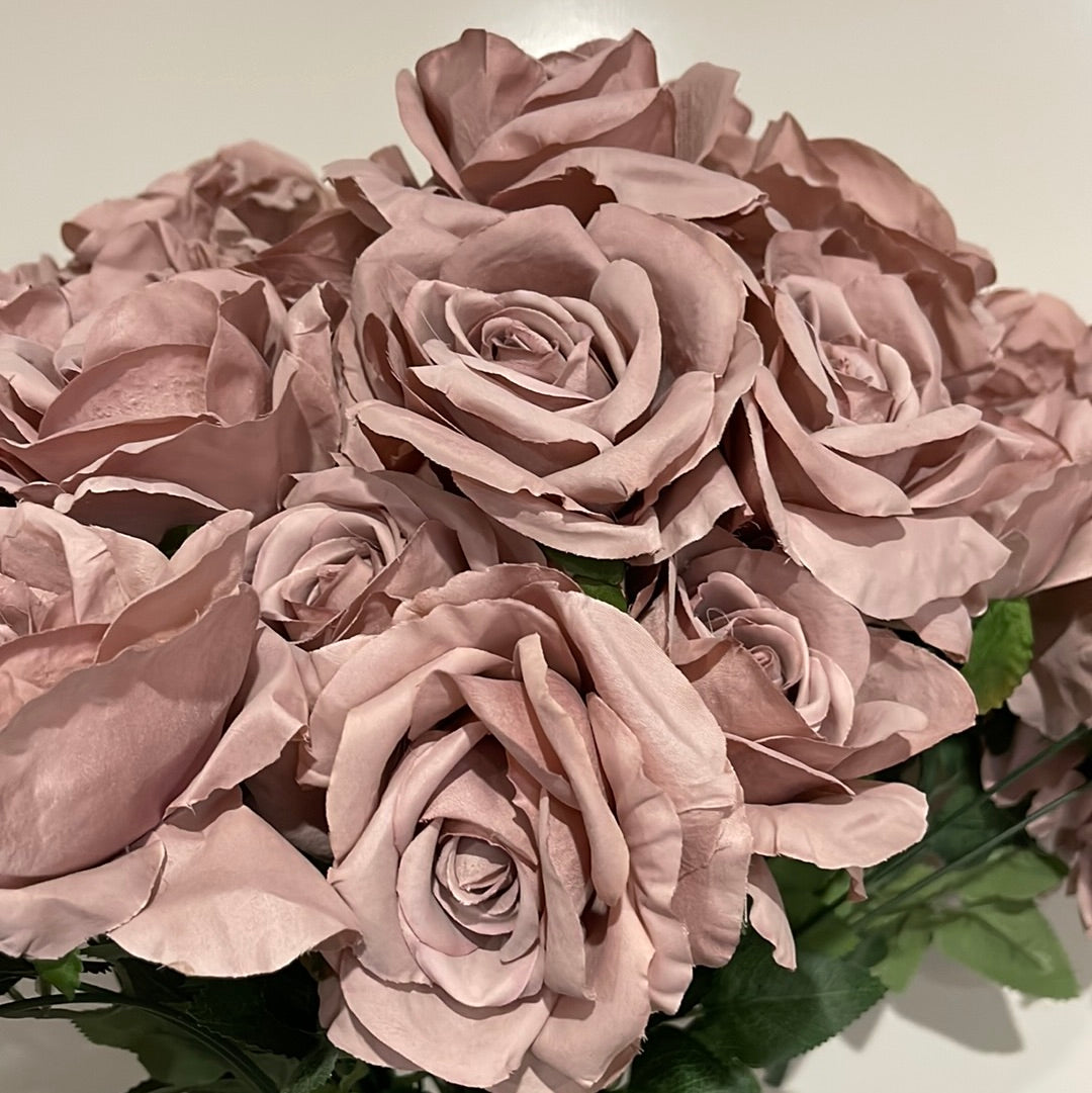 10 Head Lauren Bouquet Roses Deep Quicksand