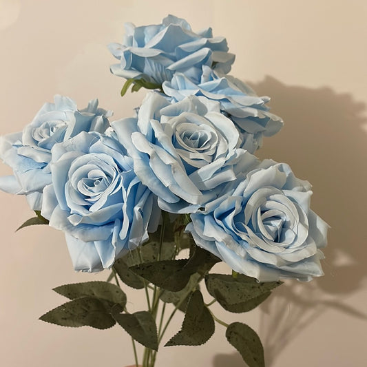 9 Head Stella Bouquet Roses Light Blue