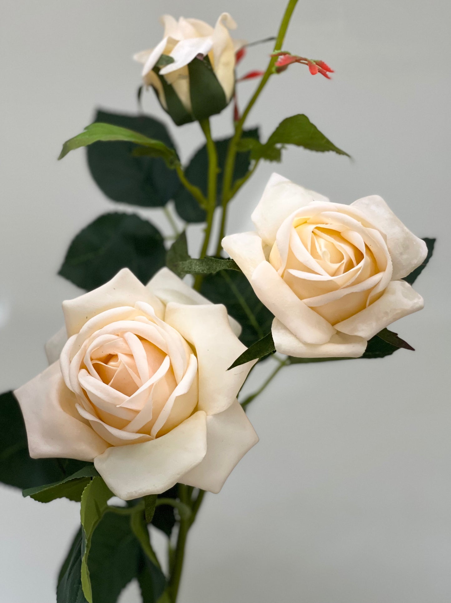 Real Touch 3 Stem Roses Cream