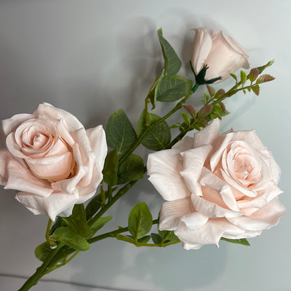 3 Head Bunch Roses Soft Pink