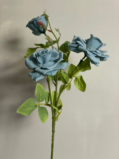 3 Head Bunch Roses Blue